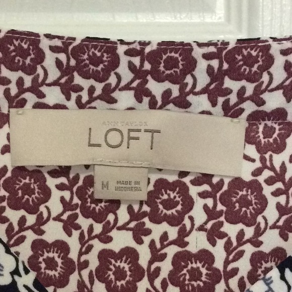 Ann Taylor LOFT Summer Top Sz Medium - Picture 4 of 7
